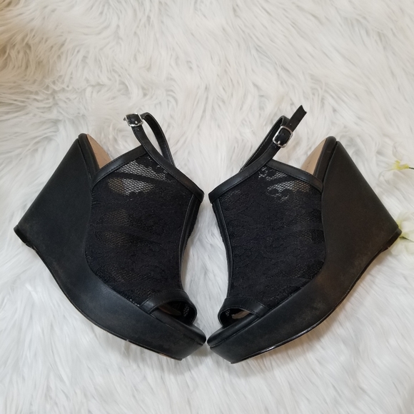 torrid Shoes - COPY - TORRID Wedge Sandals Platform Open Toes With Adjustable Strap SIZE 8W